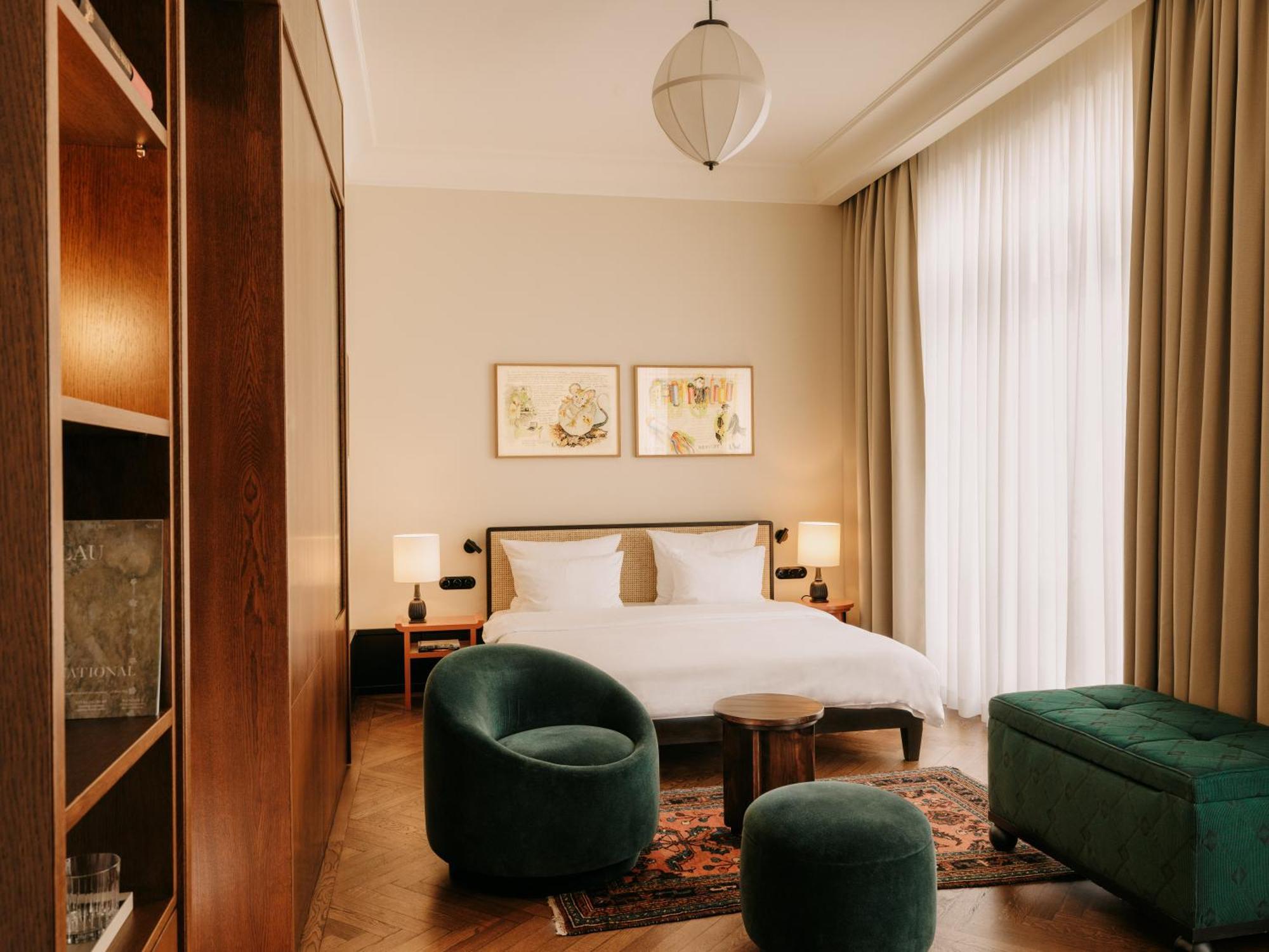 Boutique Hotel Chateau Royal Berlin Exterior photo A room at the hotel